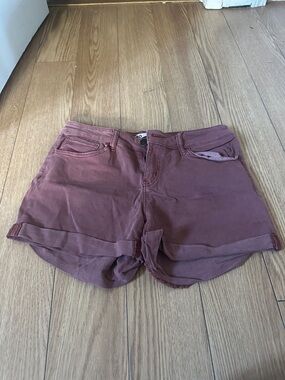 Casual Women's Rolled Hem Shorts - Dusty Rose